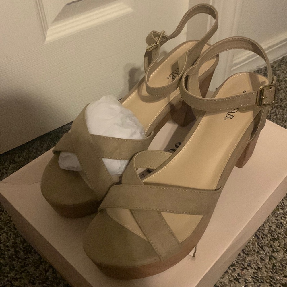 Just Fab Wild at Heart Taylor Sandals